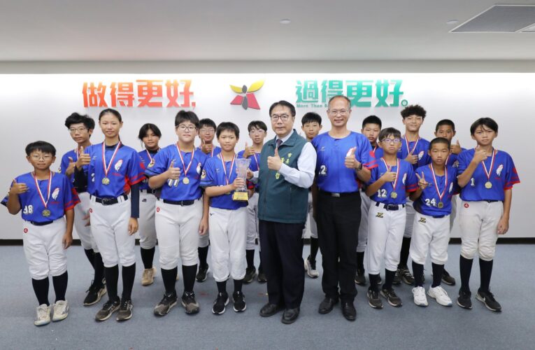 台南市安平區億載國小TEEBALL國際賽奪雙冠